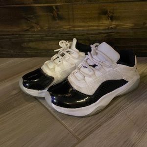 Nike Air Jordan 11 CMFT Low Concord Black White Sneakers Shoes Size 4Y